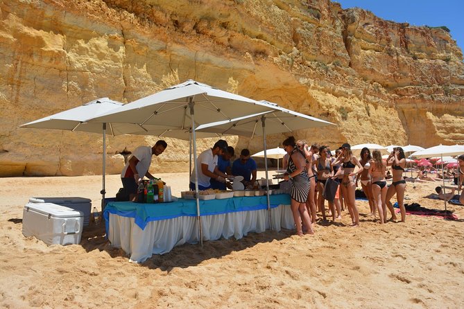 Albufeira Beach BBQ With Caves and Coastline Cruise With Open Bar - Recommendations for Families and Groups