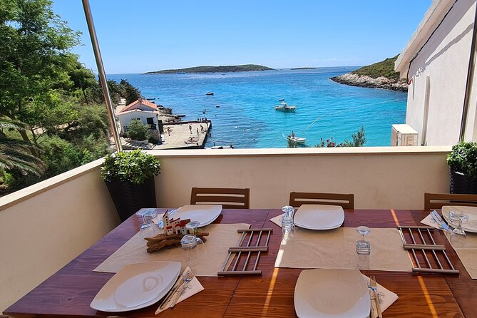 All-Inclusive Gastro Blue Cave Tour From Split - Crew and Guidance