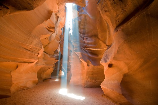 Antelope Canyon and Horseshoe Bend Small-Group Tour From Sedona or Flagstaff - Recommended Attire and Photography Tips