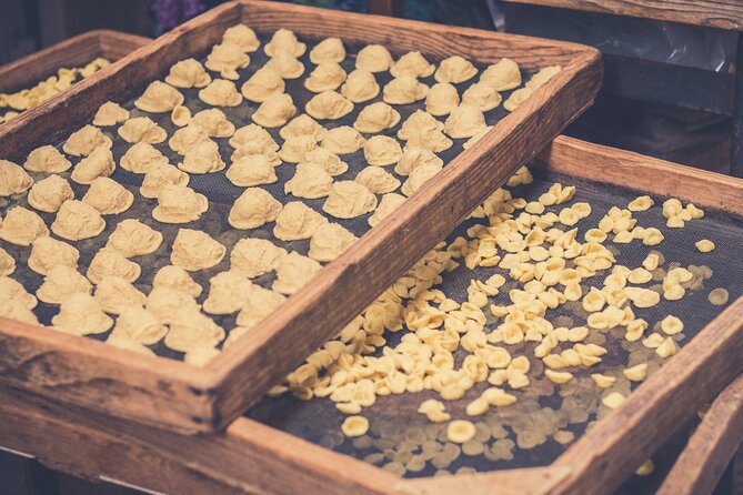 Bari Walking Tour With Pasta Experience - Accessibility and Participation