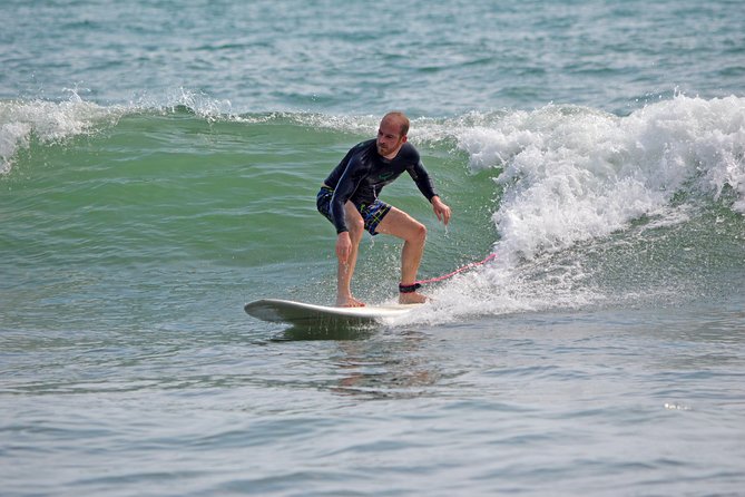Beginner Surf Lesson - Enjoying the Fruit and Water Break