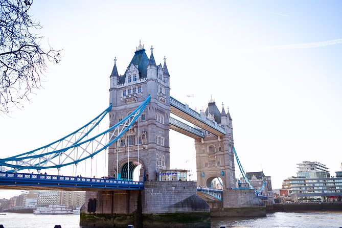 Black Taxi Tour of London: Classic Sightseeing Bespoke & Fun - Exceptional Tour Guides