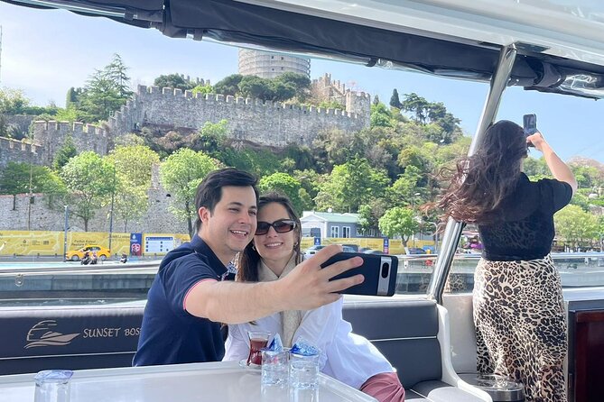 Bosphorus Yacht Cruise With a Visit to Kanlica in Asian Side - Meeting and Pickup Details