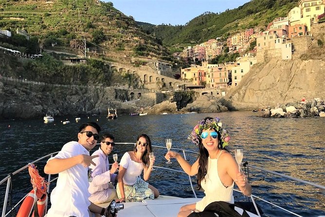 Cinque Terre Sunset Tour by Boat - Cinque Terres Ligurian Coastline