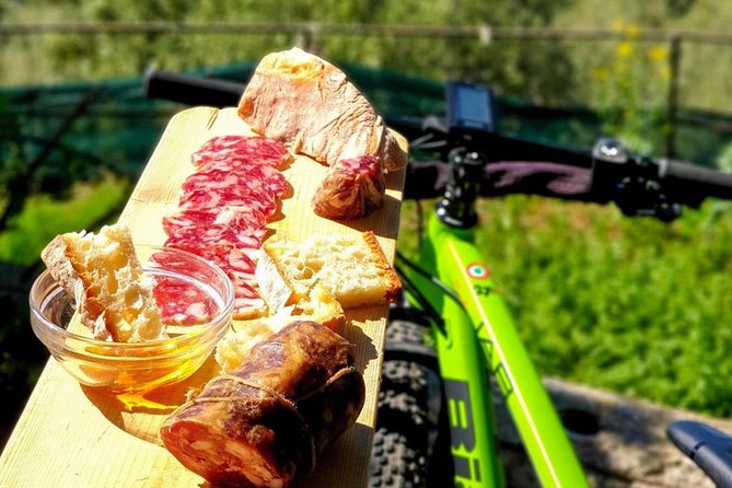 E-Bike Food and Wine Tour in the Sorrento Peninsula - Cheese Making Experience at a Family-Run Farm