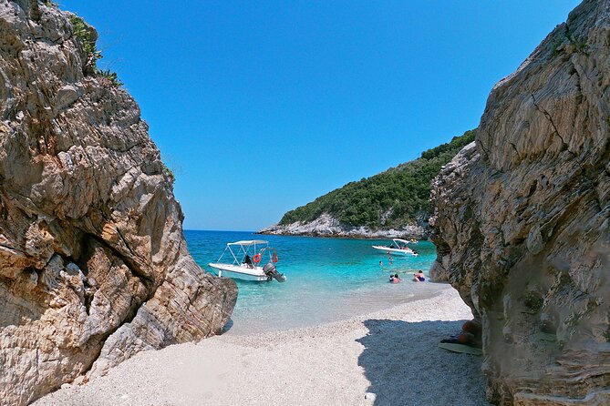 East Pelion Mini Boat Tour - Discovering the Fakistra Cave