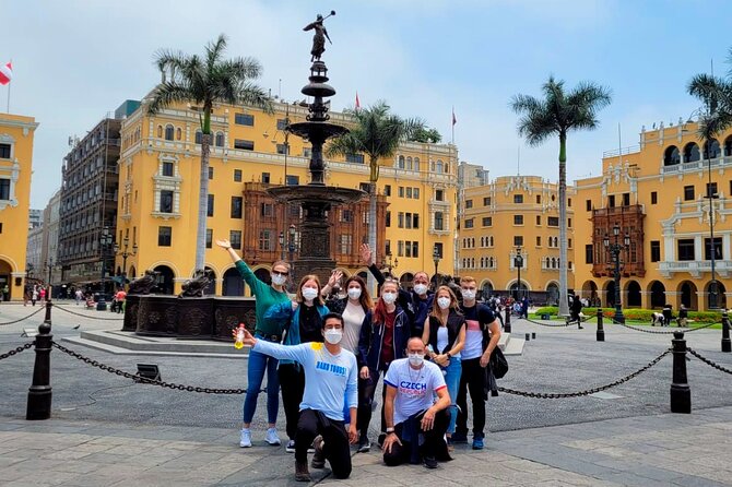 Fantastic Lima: City Tour + Magic Water Show + Local Dinner - Savoring Local Cuisine