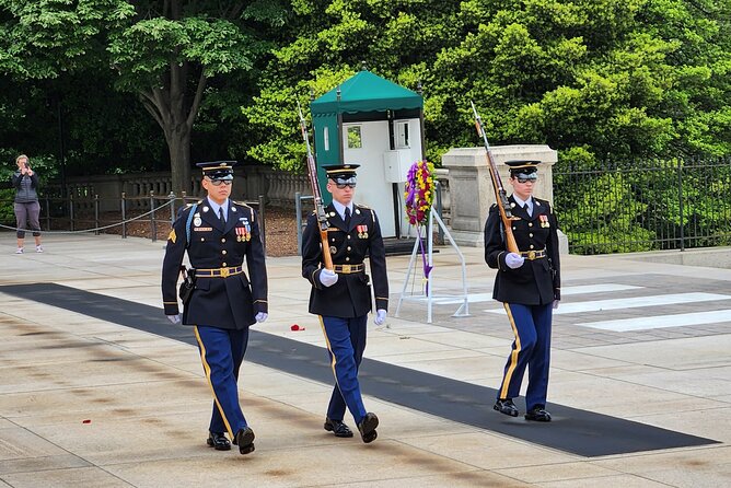 Full-Day Tour in Washington DC - Pricing and Booking Information