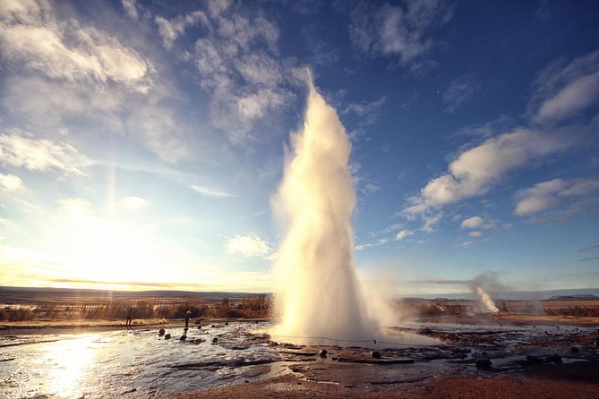 Golden Circle & Kerið Day Tour by Minibus From Reykjavik - Preparing for the Tour