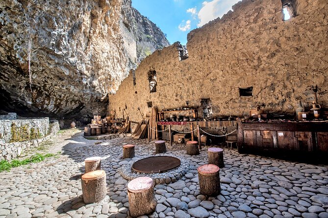 Group Tour: Haghpat, Zarni-Parni Caves, Akhtala, Aramyants Castle, Sanahin - Customer Reviews