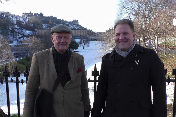 Guided Edinburgh Private Walking Tour - Professional Guide Expertise