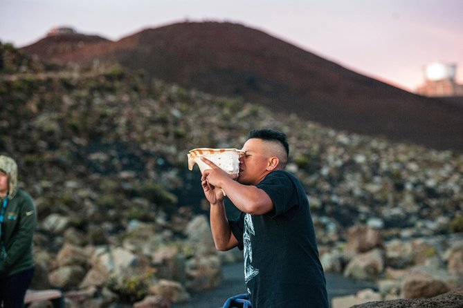 Haleakala Sunrise Spectacular: Legendary Views + Local Breakfast - Witnessing the Sunrise Spectacle