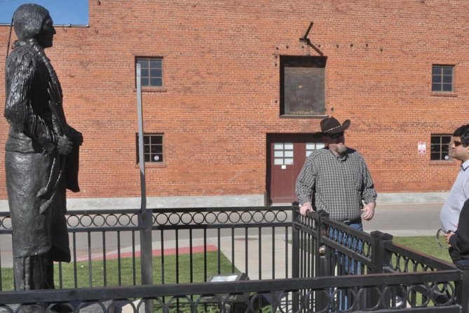 Half-Day Best of Fort Worth Historical Tour With Transportation From Dallas - Group Size and Experience