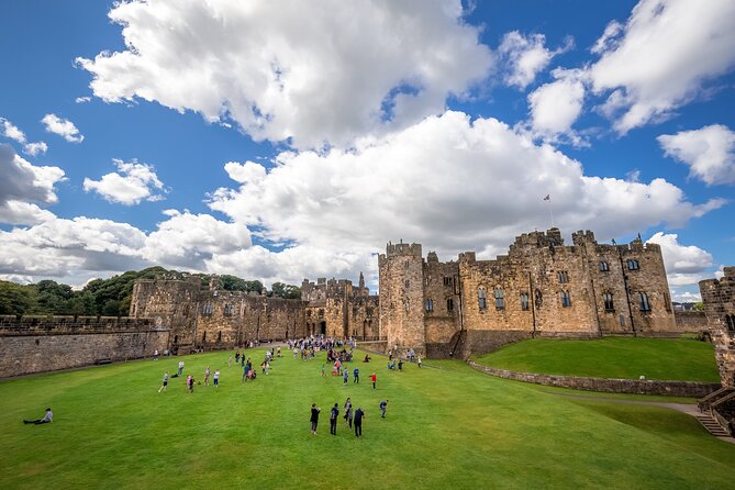 Harry Potters Alnwick Castle and Scottish Borders Day Trip - Tour Inclusions and Exclusions