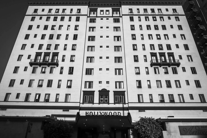 Haunted Hollywood Walking Tour: True Crime & Creepy Tales - Supernatural Encounters in Iconic Hotels
