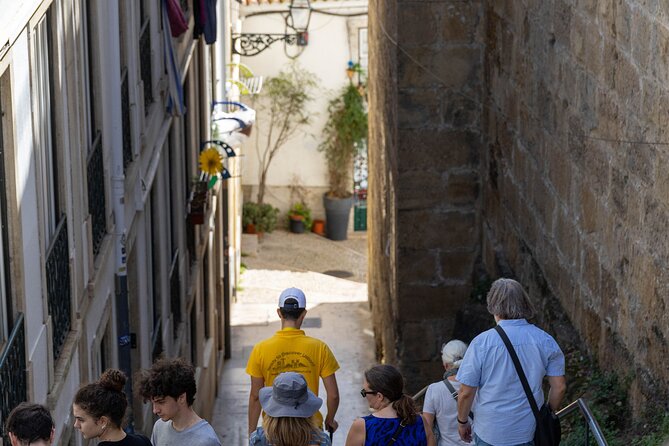Historic Walking Tour Through Lisbon's Oldest Neighborhood - Navigating the Winding Streets of Alfama