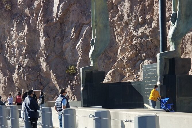 Hoover Dam Tour by Luxury SUV - Knowledgeable and Friendly Guides