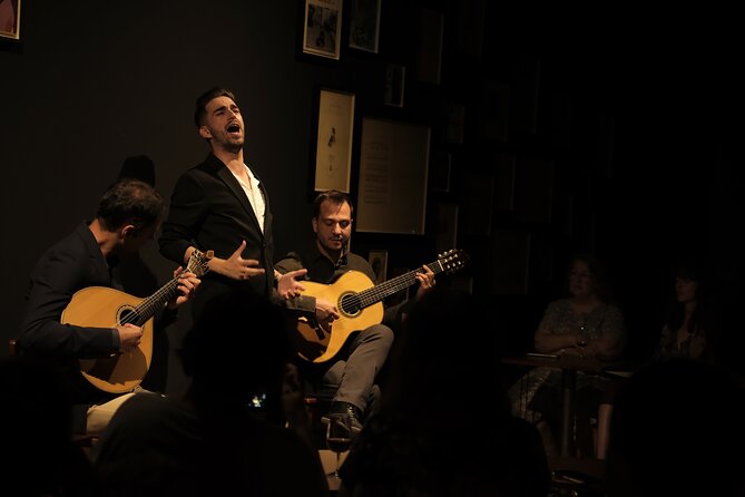 Ideal Fado Club - Intimate and Authentic Atmosphere