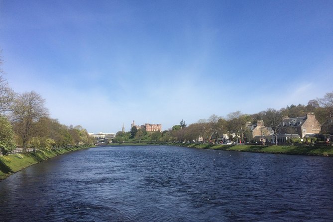 Inverness Bike Tour a 2 Hours Guided Bike Tour Around the Waterways of Inverness - Bicycle and Route