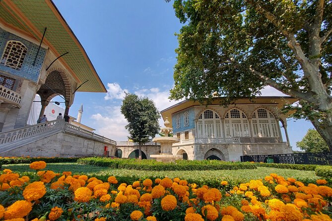 Istanbul Highlights! Blue Mosque, Hagia Sophia, Topkapı and More! - Immersing Yourself in the Grand Bazaar