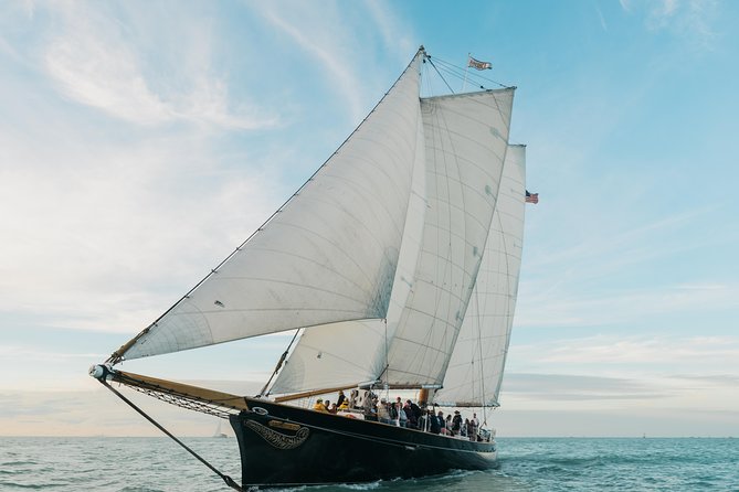 Key West Day Sail on Schooner America 2.0 With 2 Drinks - Checking In and Boarding the Schooner