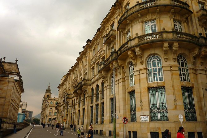 La Candelaria Bogotá Private Tour. (4 Hrs.) - Accessibility and Requirements