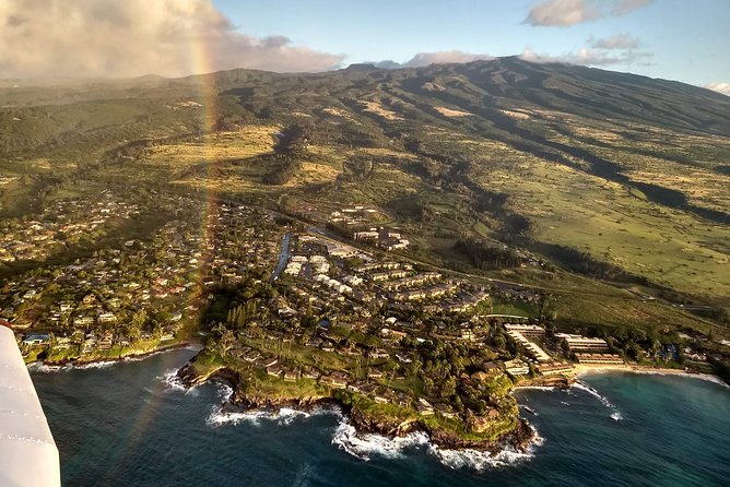 Maui Circle Island-PRIVATE- Air Tour: up to 5: Waterfalls & Lava! - Meeting and Logistics