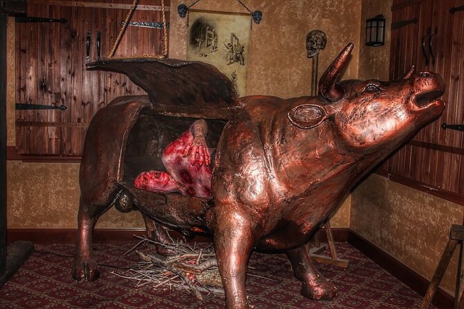 Medieval Torture Museum With Ghost Hunting and Tiny Art Gallery - Exhibition Details and Recommendations