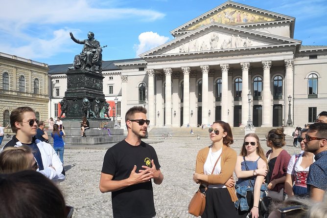 Mini Classic Bike Tour Incl. Beer Garden Stop @ 4pm - Biergarten Stop and Local Cuisine