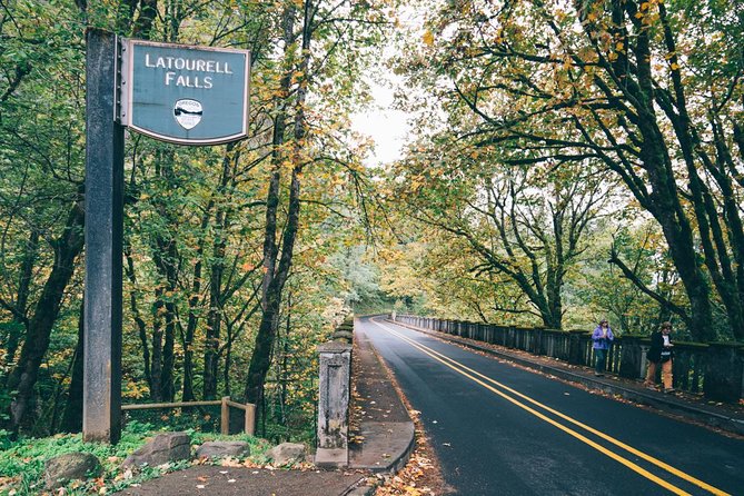 Multnomah Falls and Columbia River Gorge Waterfalls Tour Morning - Local Guide Expertise