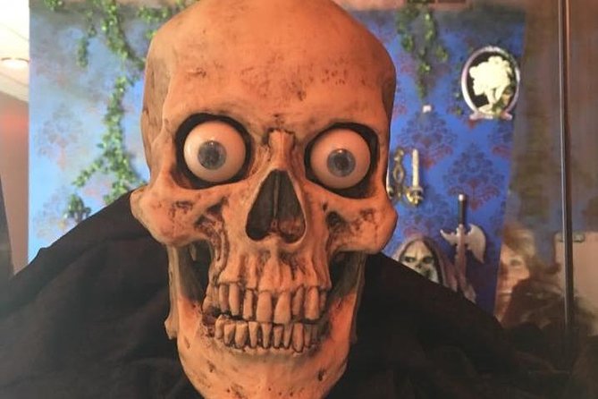 Murder & Mayhem Haunted History Walking Tour - Notable Guides