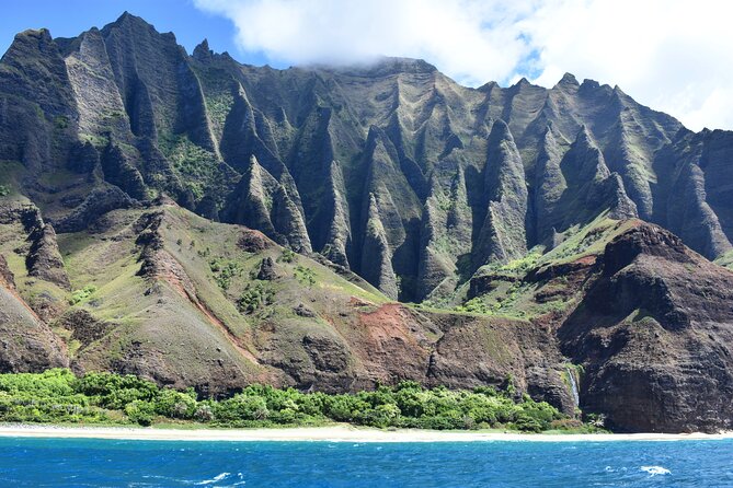 Na Pali Coast Super Raft Adventure With Snorkel - On-Board Refreshments and Amenities