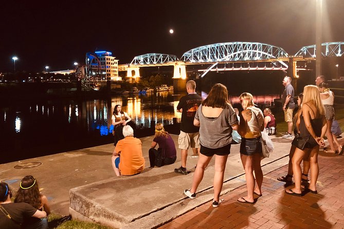 Nashville Haunted Boos and Booze Ghost Walking Tour - Exploring Nashvilles Haunted History