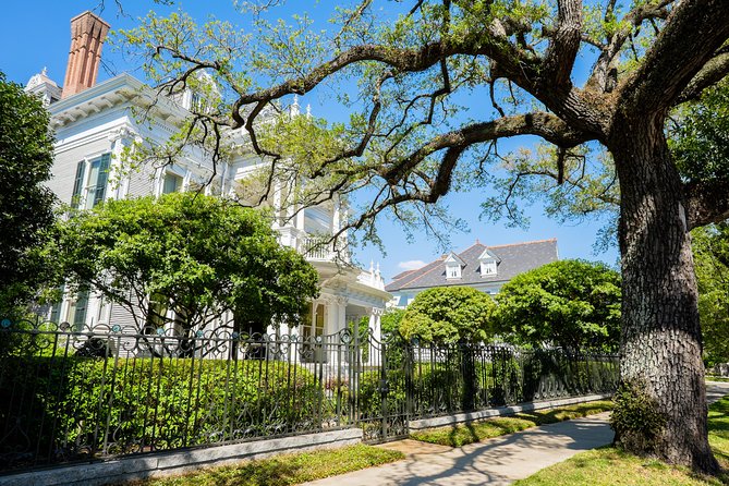 New Orleans Garden District Tour - Insights From Knowledgeable Guides