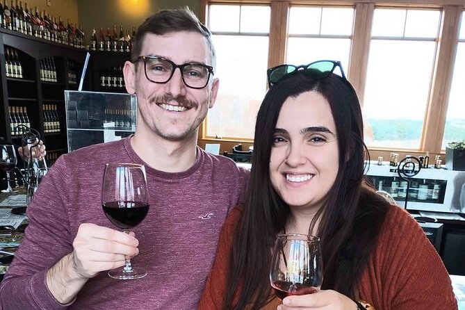 NON BUS 4 Winery Traverse City Wine Tour on Old Mission Peninsula - Pricing and Booking Information