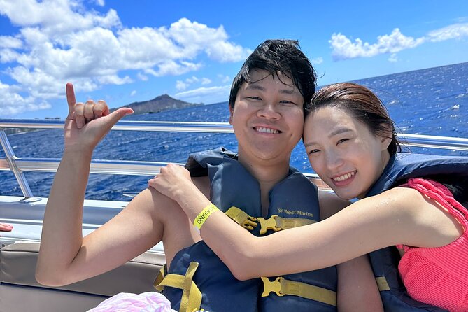 Parasailing in Waikiki Hawaii - Soaring Over the Stunning Waikiki Coastline