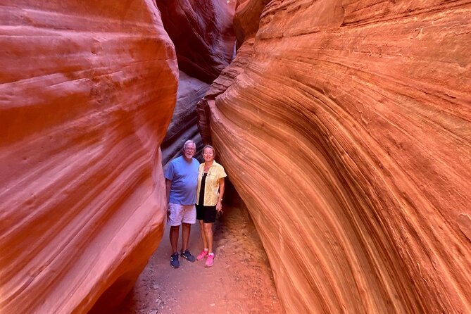 Peekaboo Slot Canyon UTV and Hiking Adventure - Health and Safety Considerations