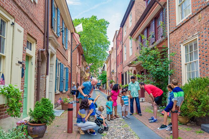 Philadelphia Old City Historic Walking Tour With 10+ Top Sites - Christ Church and Ben Franklin Post Office