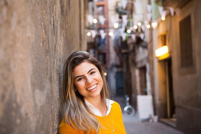 Photoshoot Tour in Barcelona Secret Corners - Meeting Points and Accessibility