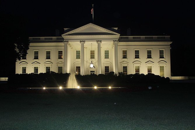 Private Night-Time Monuments Tour of DC for up to 10 Guests - Customer Experiences