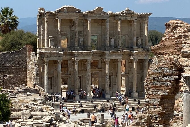 Private Tour in Ephesus and Traditional Turkish Bath From Port - Experiencing the Traditional Turkish Bath