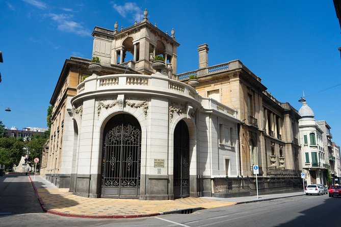 Private Walking Tour in Montevideo - Accessibility and Logistics
