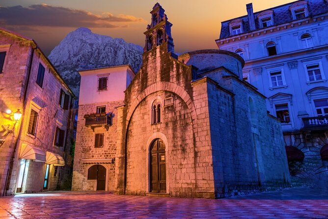 Private Walking Tour With Wine and Food - Tour Accessibility and Logistics
