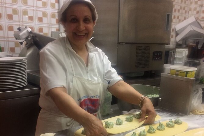 Rome Pasta and Tiramisu Class - Ravioli & Fettuccine & Fine Wine - Libations and Refreshments