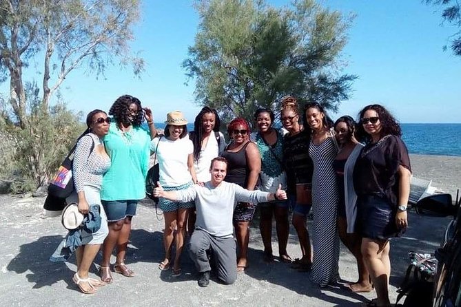 Santorini Private Sightseeing Tour - Pricing and Booking