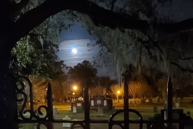 Savannah History and Haunts Candlelit Ghost Walking Tour - Insights Into Savannahs Turbulent Past