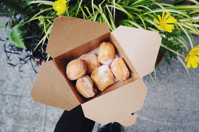 Seattle Delicious Donut Adventure & Walking Food Tour - Tour Experience