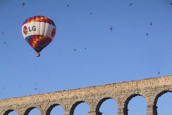 Segovia From the Skies: Sunrise Balloon Ride - Experiencing the Tranquility of the Skies
