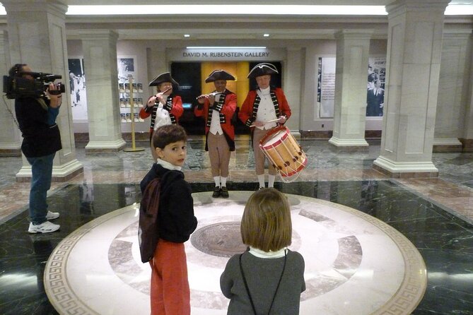 Skip-the-line National Archives Building Exclusive Guided Tour - Customizable Experience