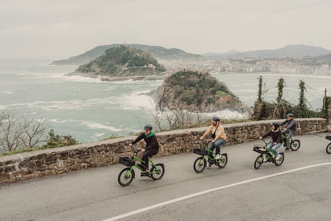 Small-Group Electric Bike Tour in San Sebastián - Exploring La Concha and the Boulevard